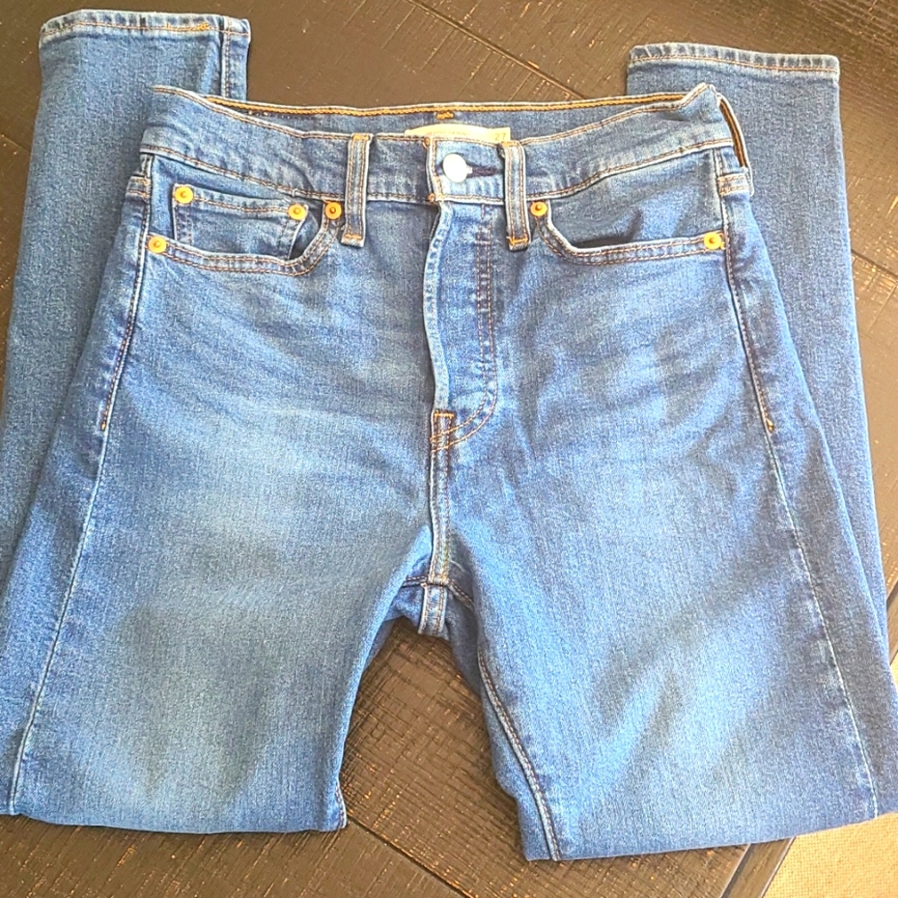 Wedgie Skinny Levis